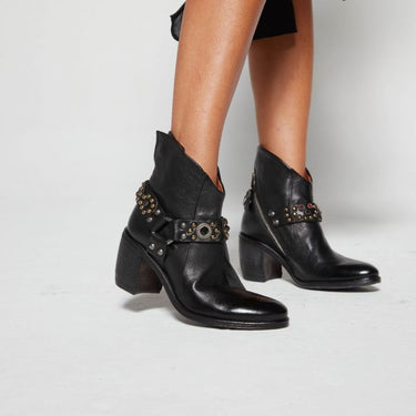 Boots b82211