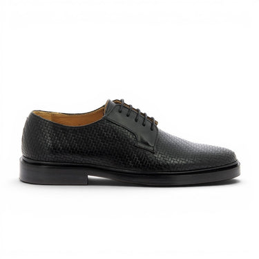 Chaussure homme noire Bobbies en cuir tressé artisanale, fabriquée au Portugal.