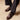 Chaussures derbies moodeshop en cuir marron foncé pour homme avec lacets, portées avec un pantalon habillé