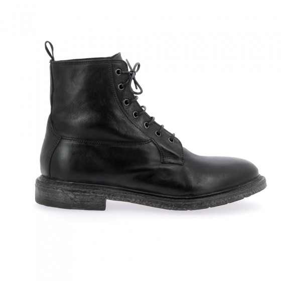 boots lacet 65301