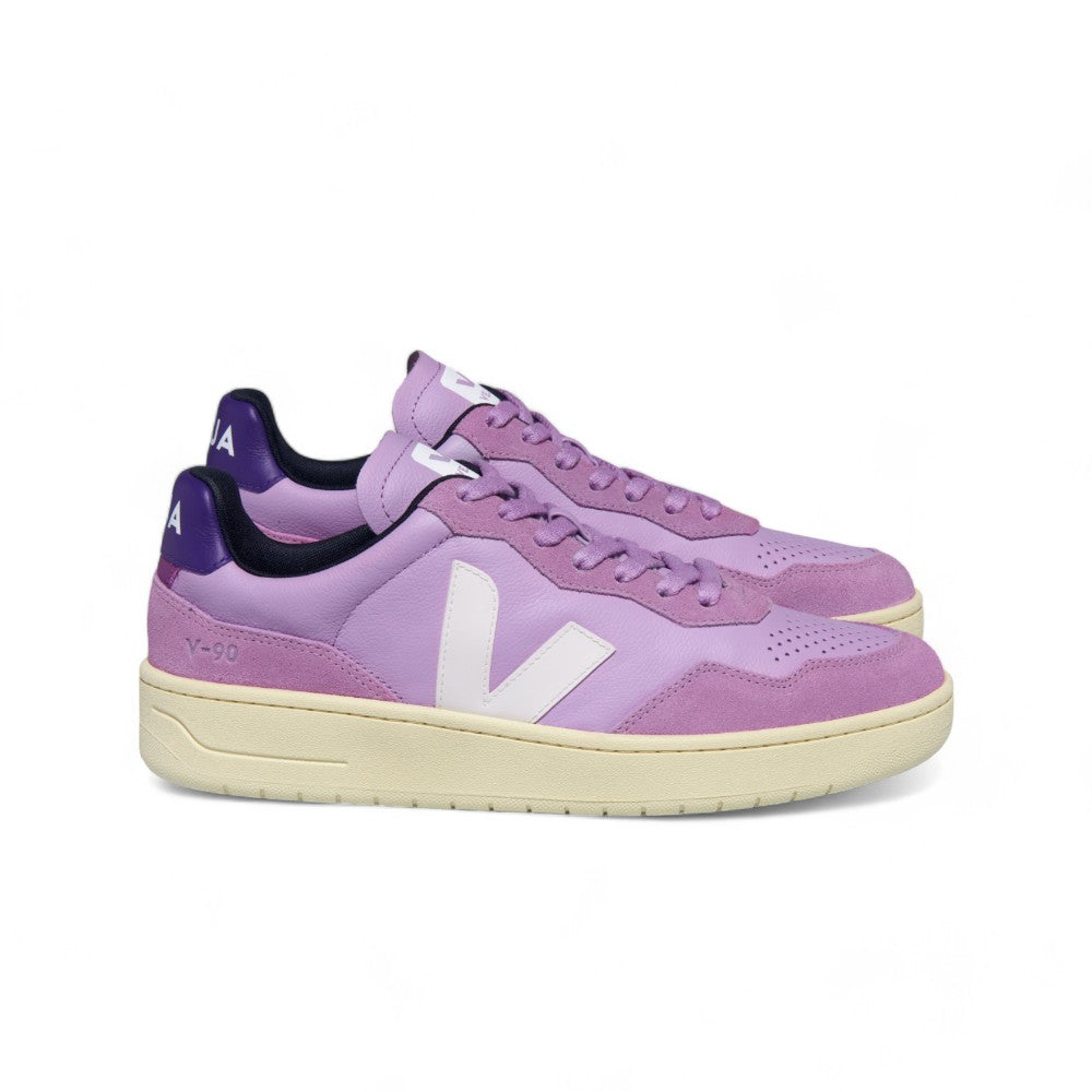 V90 cuir woman