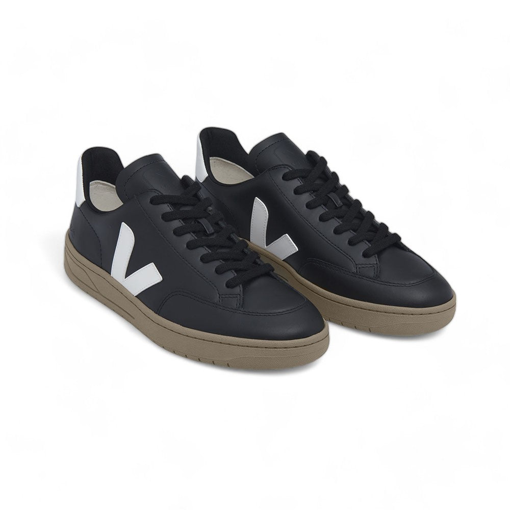 V-12 homme