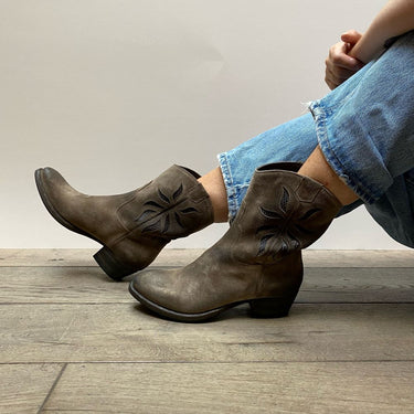 Boots 18001a