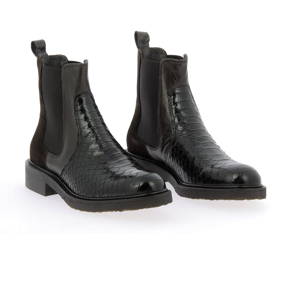 Boots a7118