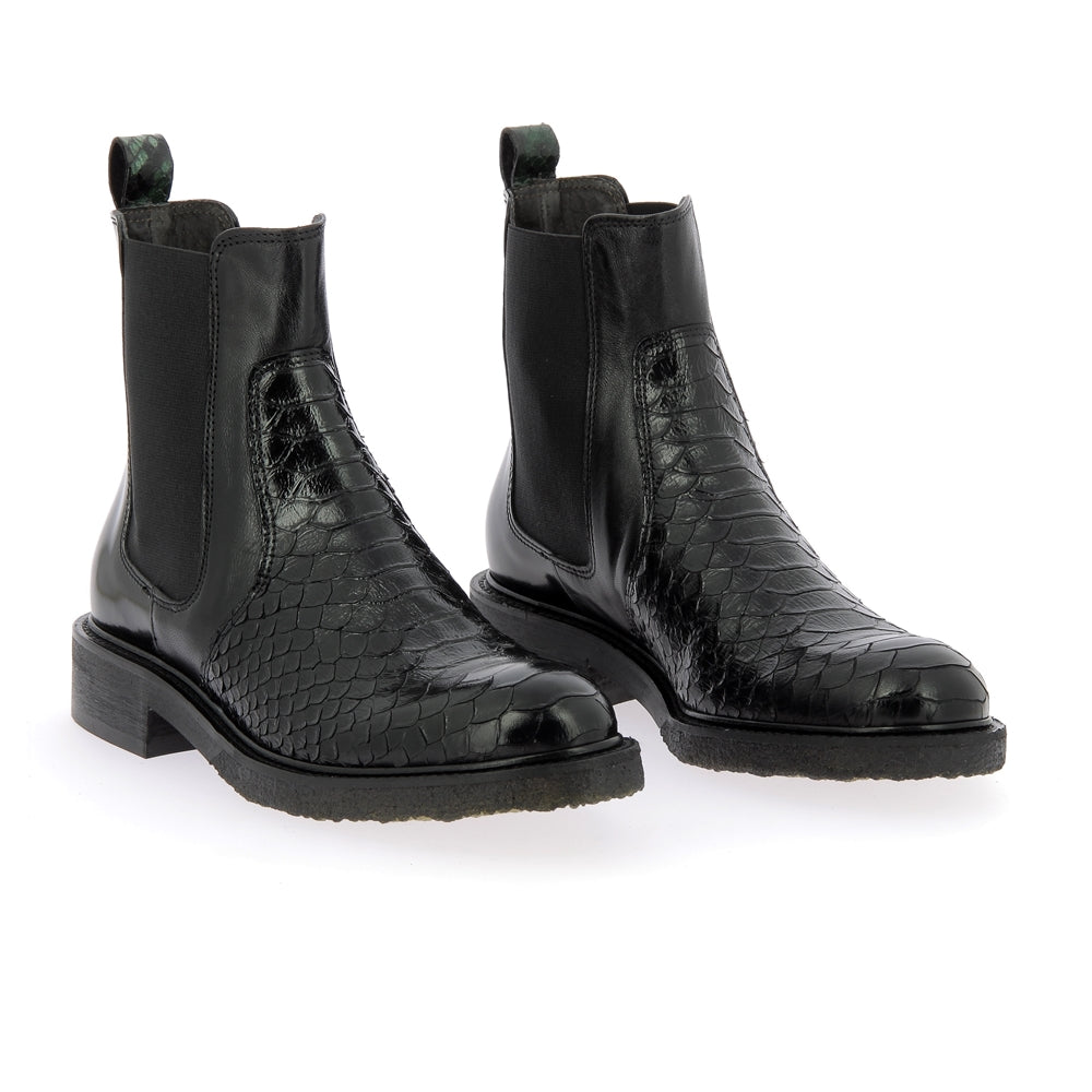 Boots a7118
