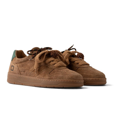 Baskets moodeshop Court 2.0 en daim marron avec détails verts et semelle en caoutchouc naturel