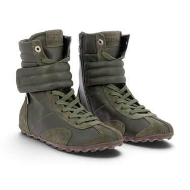 Baskets montantes artisanales Bronx Gravit-yy en cuir vieilli kaki avec semelle en gomme, vendues par moodeshop