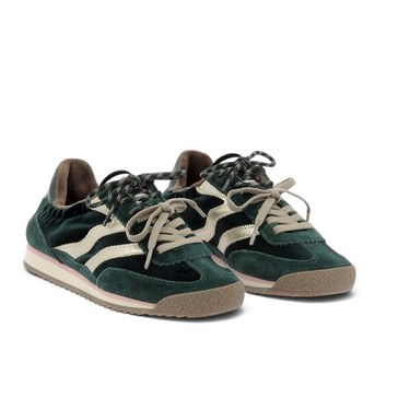 Baskets artisanales moodeshop Utah en velours vert et détails dorés avec semelle en gomme et lacets bicolores