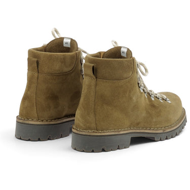 Bottines Cime Boe Tucson en cuir velours tabac avec semelle Vibram, vue arrière, disponibles chez moodeshop