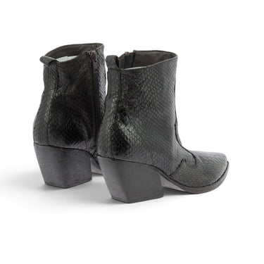 Bottines Elena iachi moodeshop en cuir noir façon serpent avec talon vintage de 6 cm, vue arrière