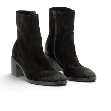 Bottines artisanales Strategia pour moodeshop en cuir velours ebano avec talon bloc de 5 cm et fermeture éclair