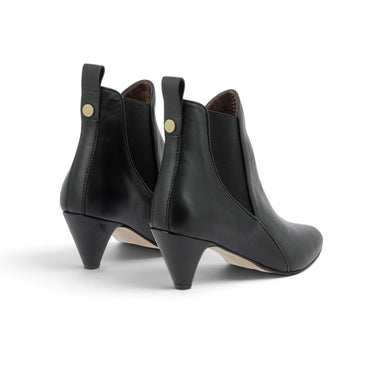 Bottines moodeshop Rikley en cuir noir avec talon recouvert de 5 cm et détails artisanaux, vue arrière