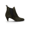 Bottines Anonymous moodeshop Rikley en daim vert mousse avec talon recouvert de 5 cm et détails élastiques