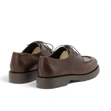 Chaussures Frodan a marron en cuir artisanal par moodeshop avec semelle en gomme antidérapante vue arrière