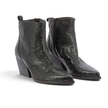 Boots Elena iachi E2040 moodeshop en cuir noir effet serpent avec talon biseauté et finition artisanale italienne