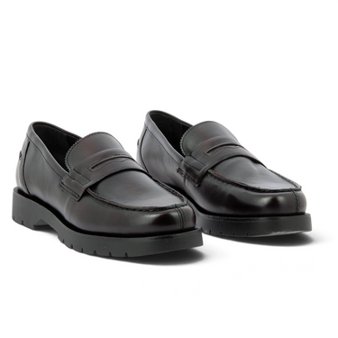 Mocassins artisanaux Kleman pour moodeshop en cuir pull up bordeaux avec semelle crantée en gomme