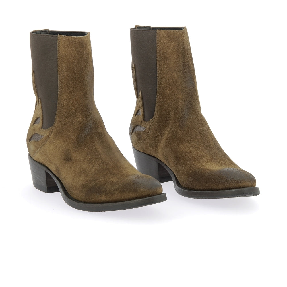 Boots 18004a