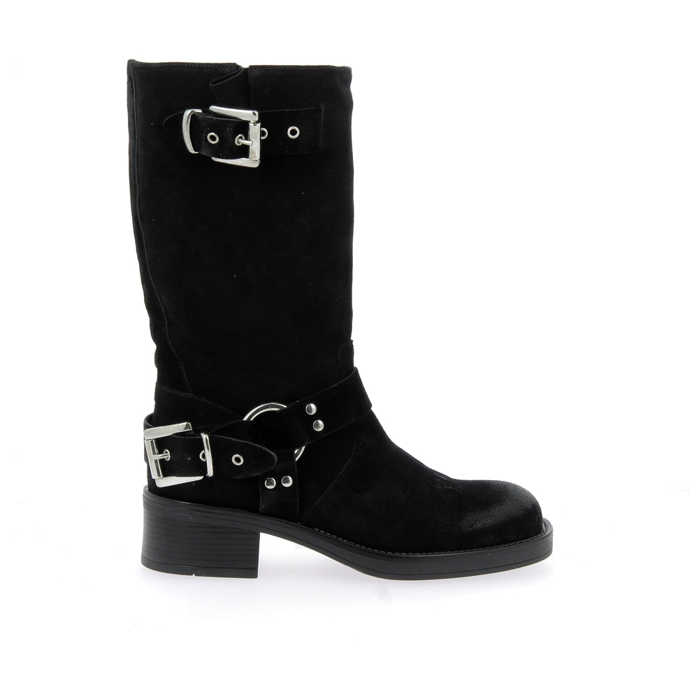 Boots chester