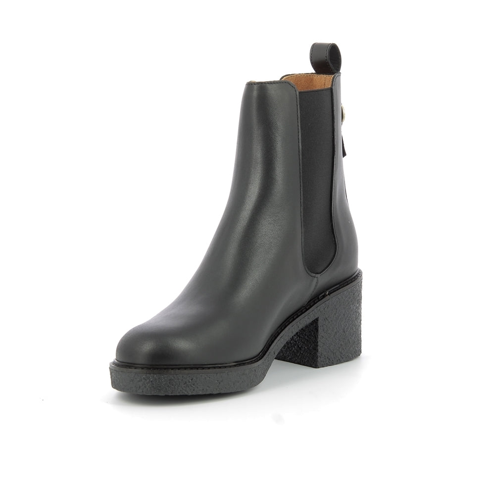 Boots alma