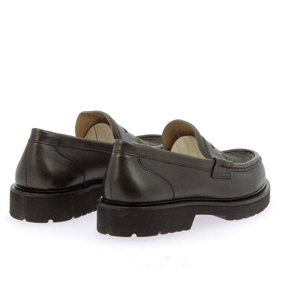 Loafer bro pony
