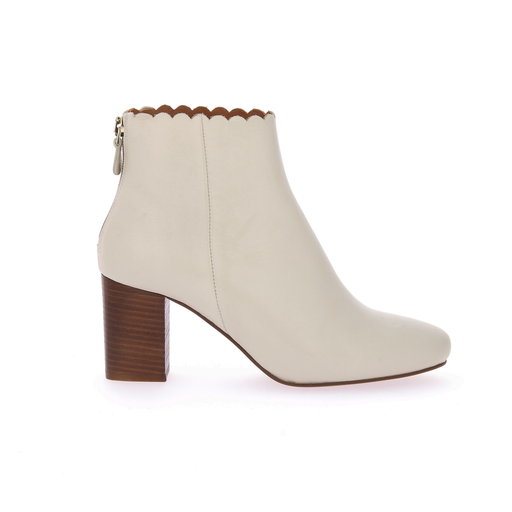 Boots giselle