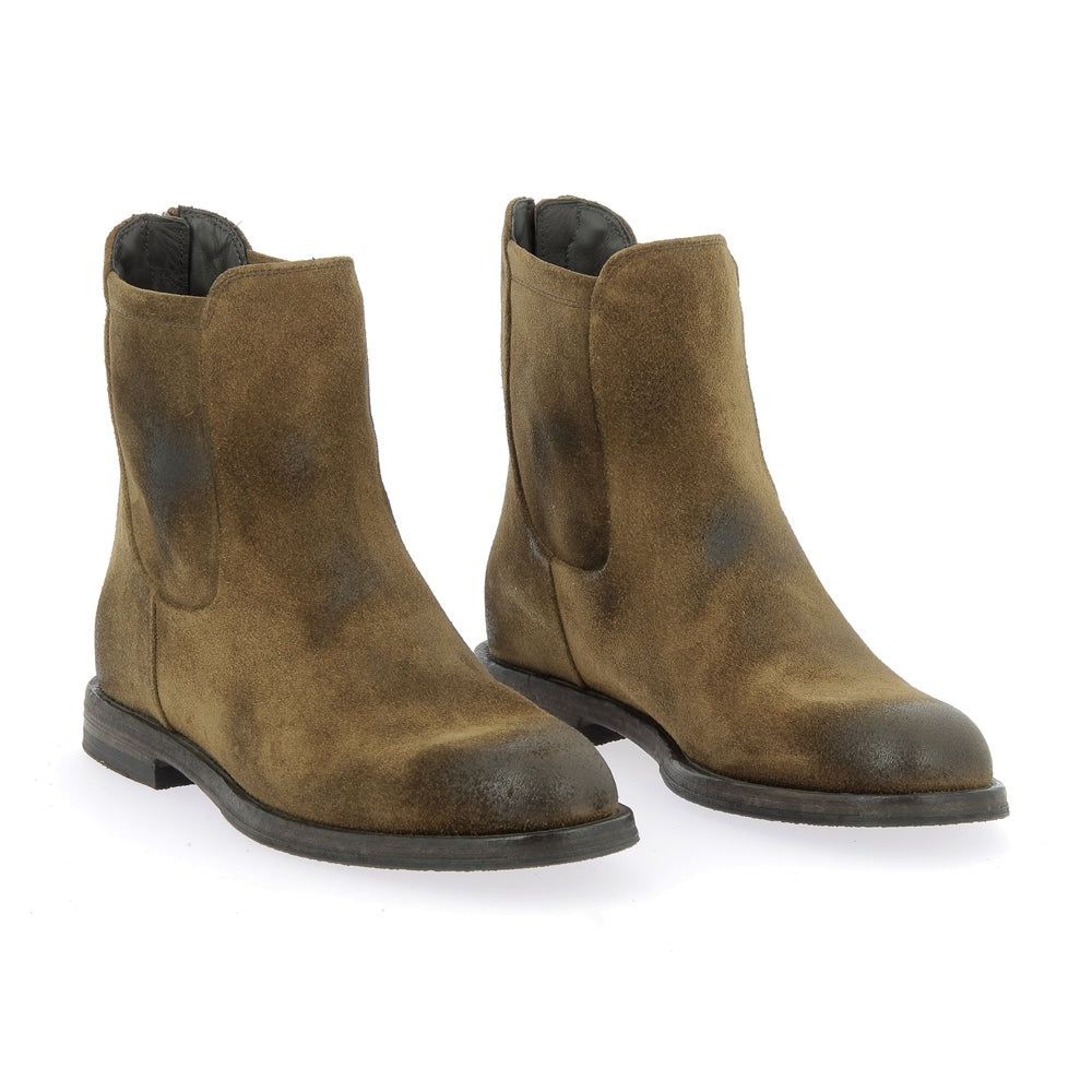 Boots 18058a