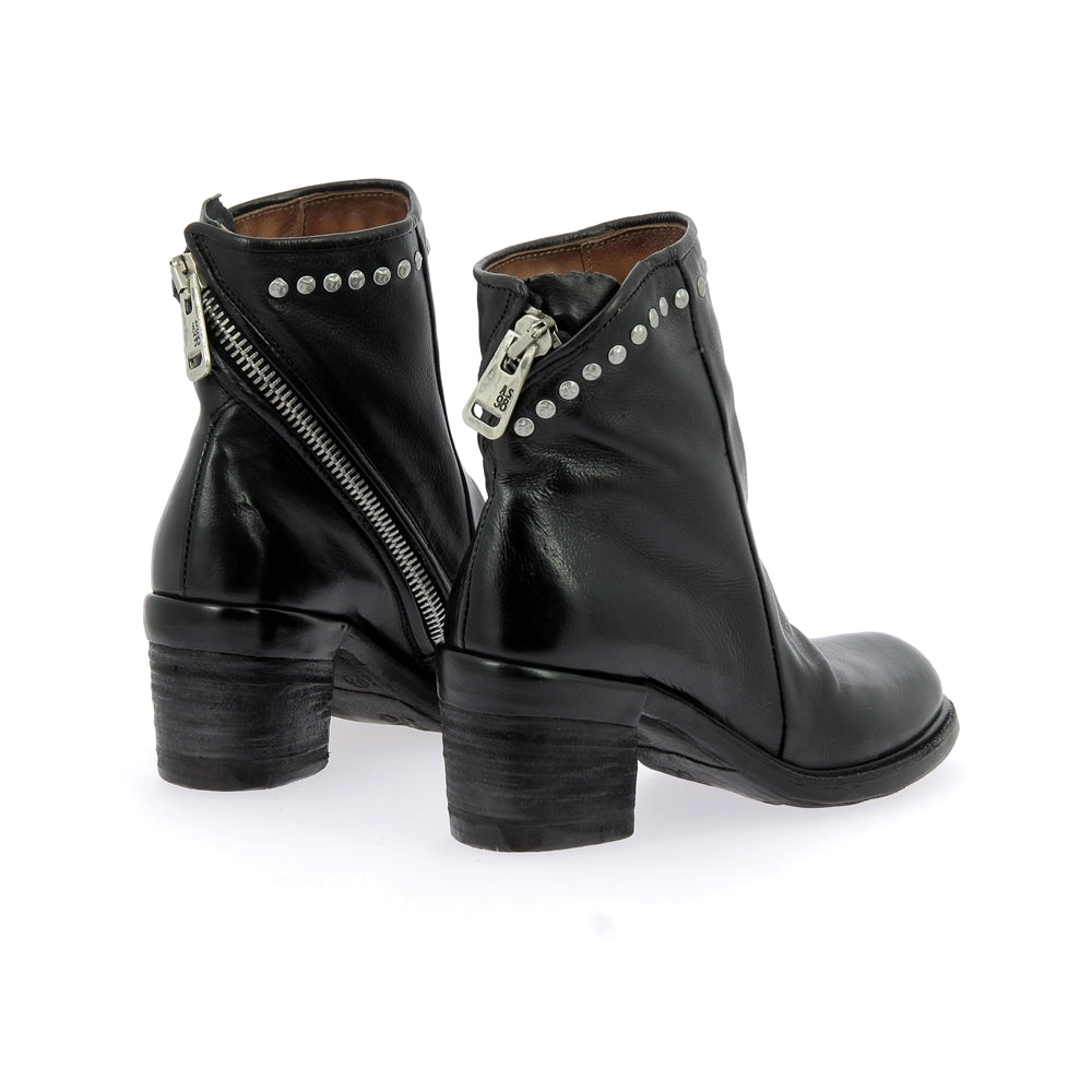 Boots a24229