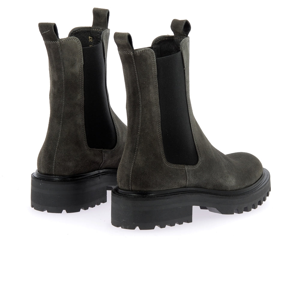 Boots a6751