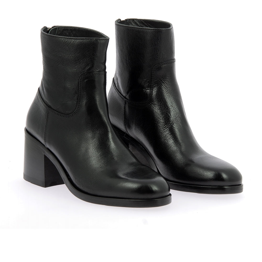 Boots 3847