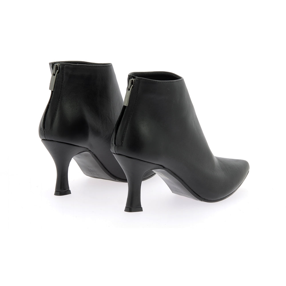Boots marilyn