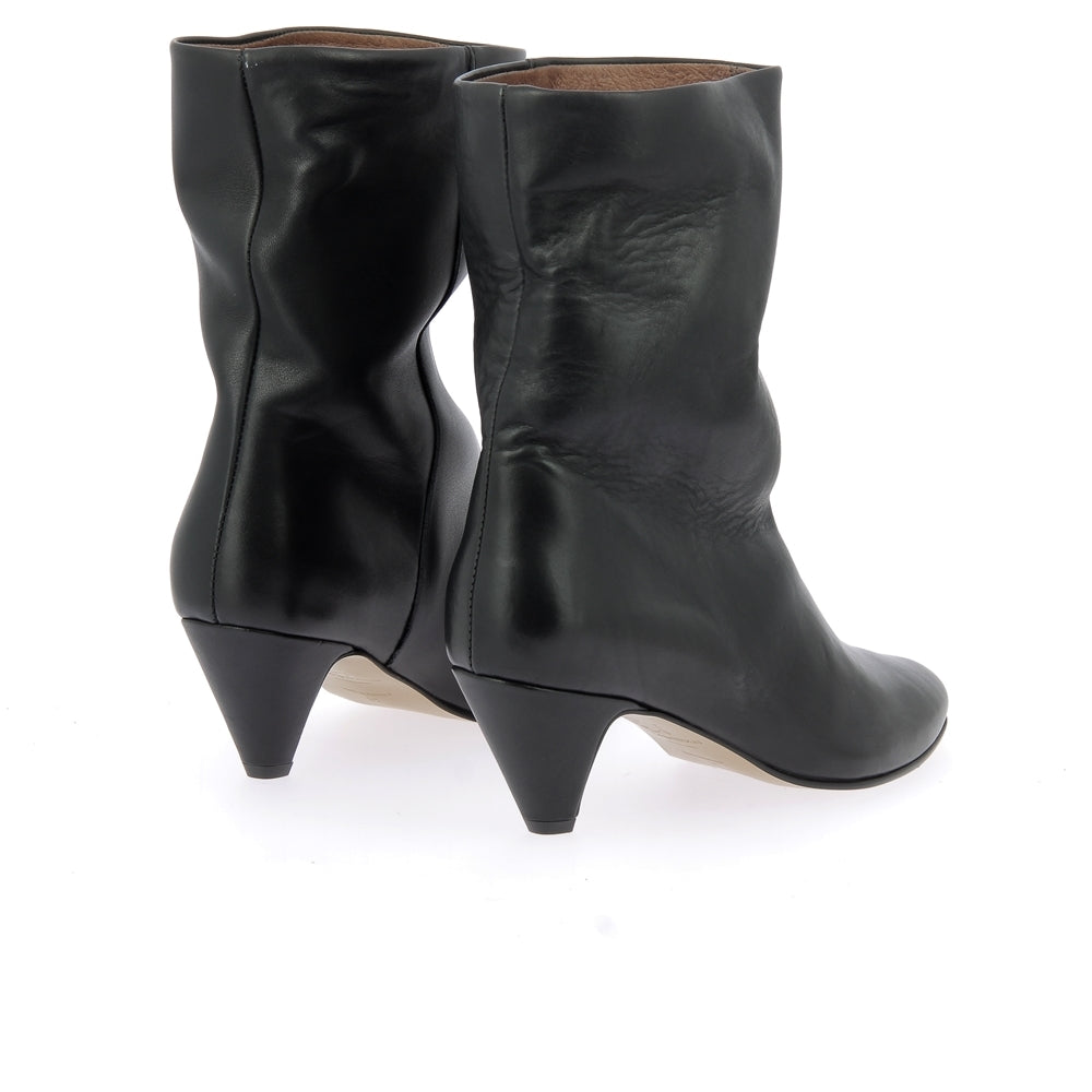Boots vully 50