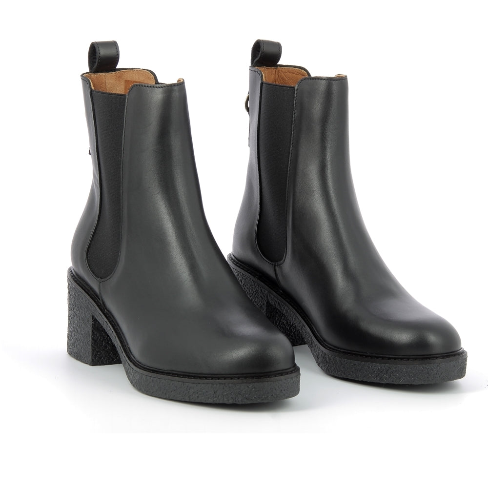 Boots alma