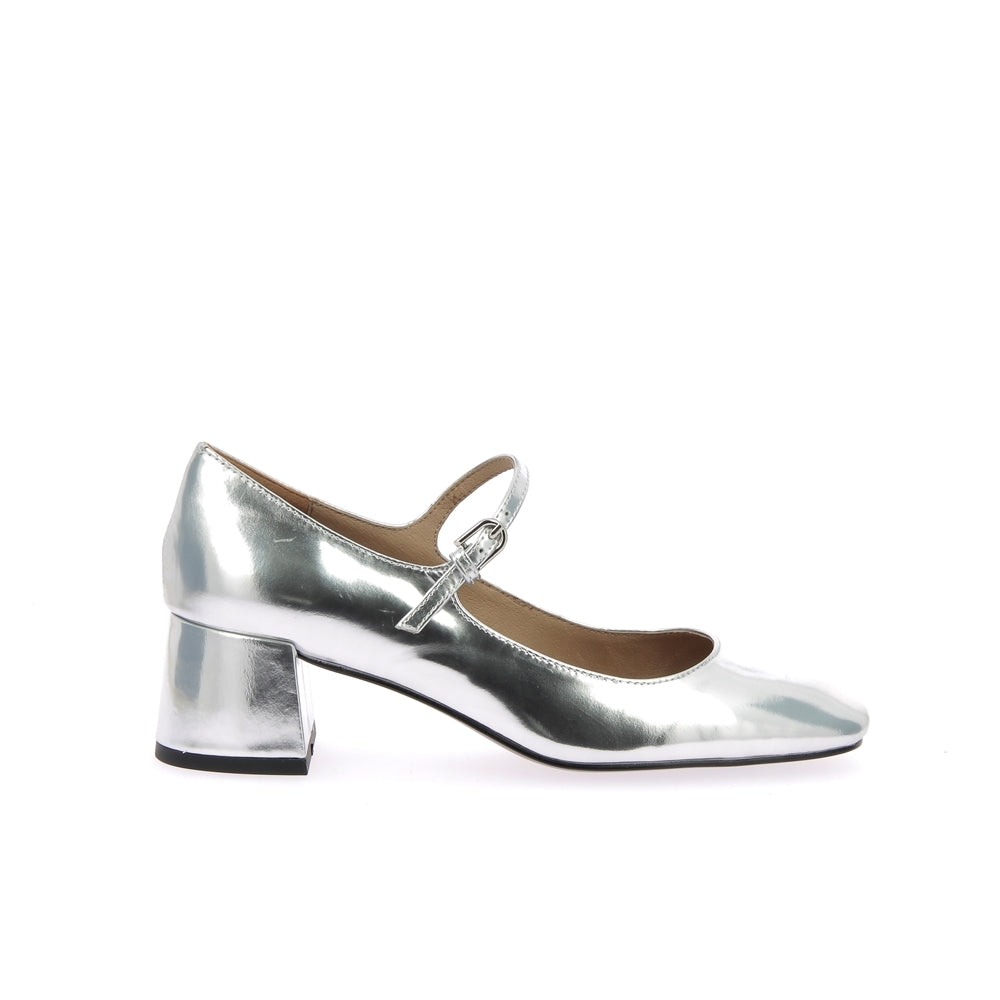 Salomé cardiff