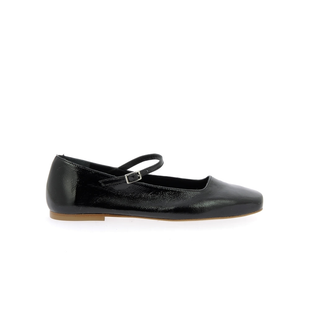 Julieta glossy