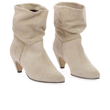 Jassi 50 suede