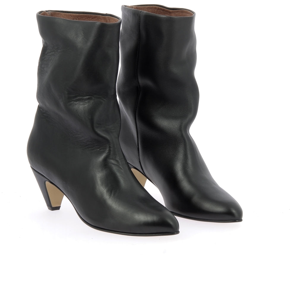Boots vully 50