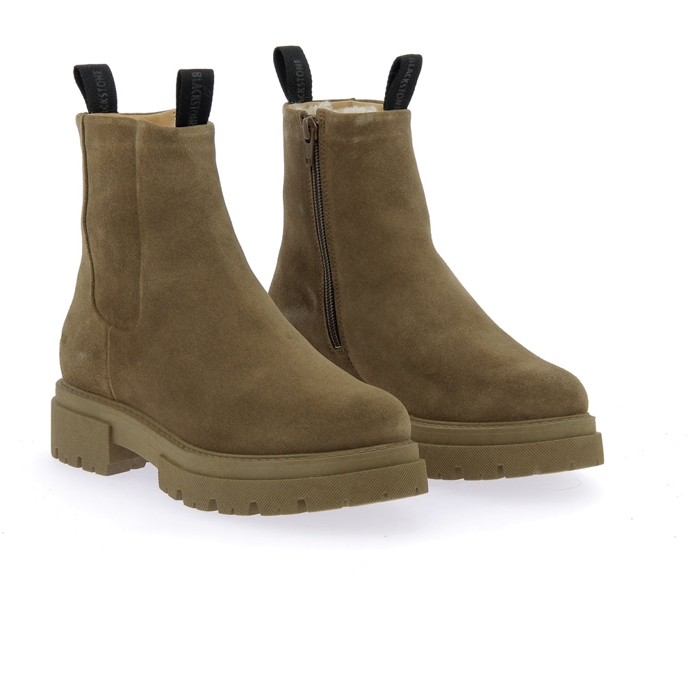 Boots asta