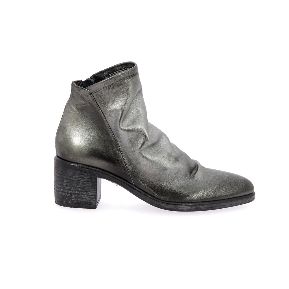 Boots a5543