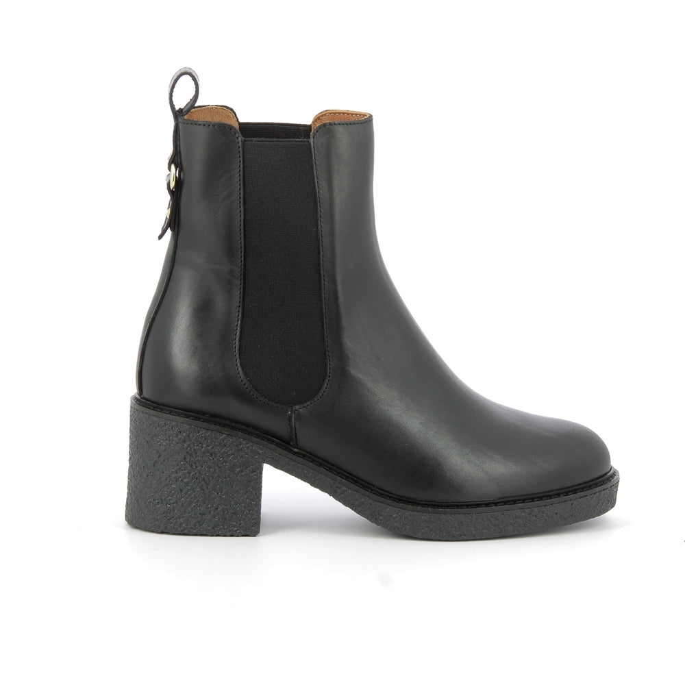 Boots alma