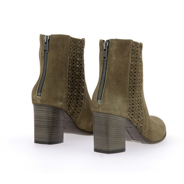 Boots 15091