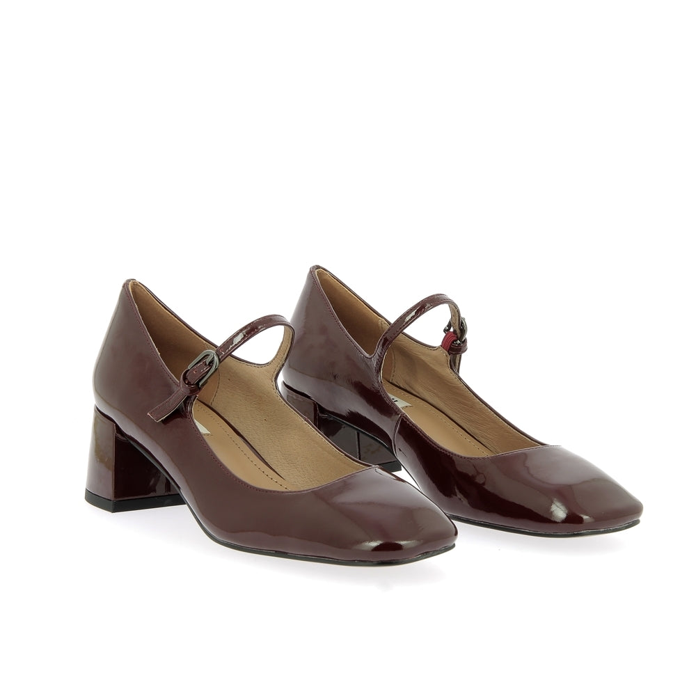 Salomé cardiff