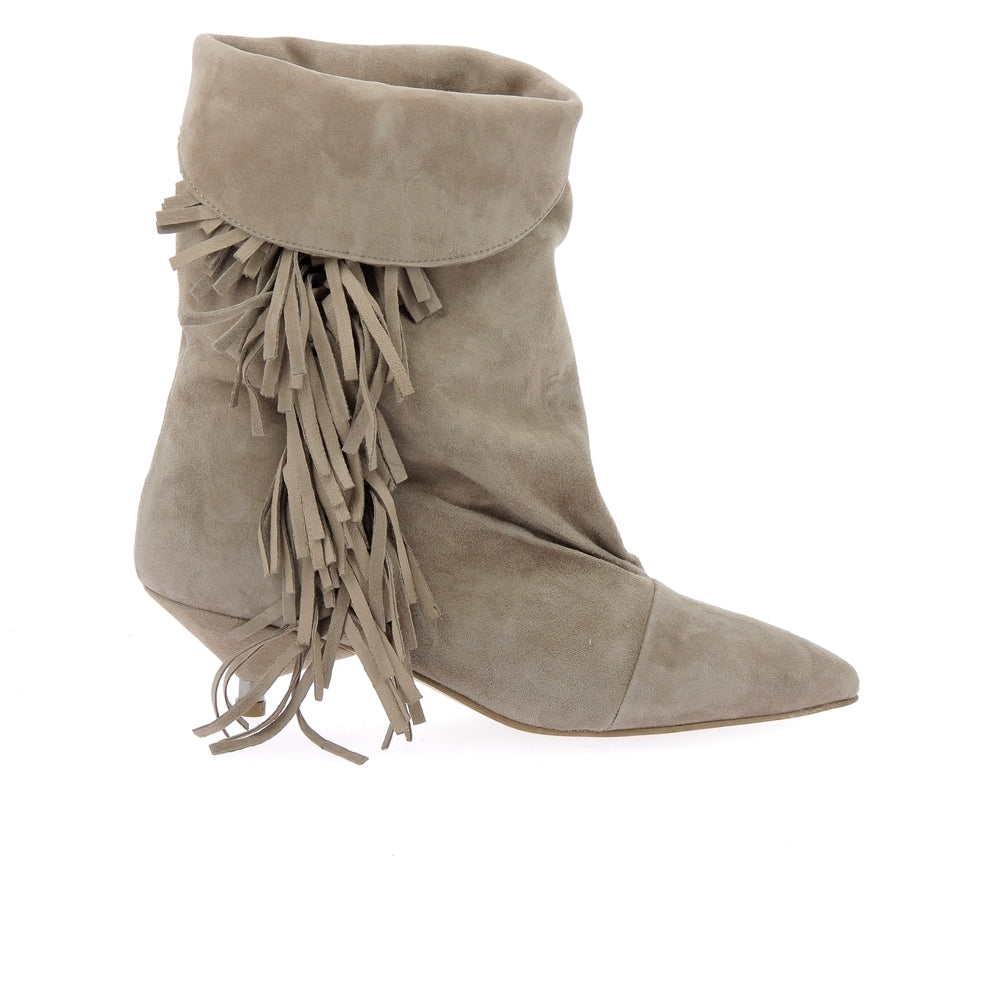 Boots arianna