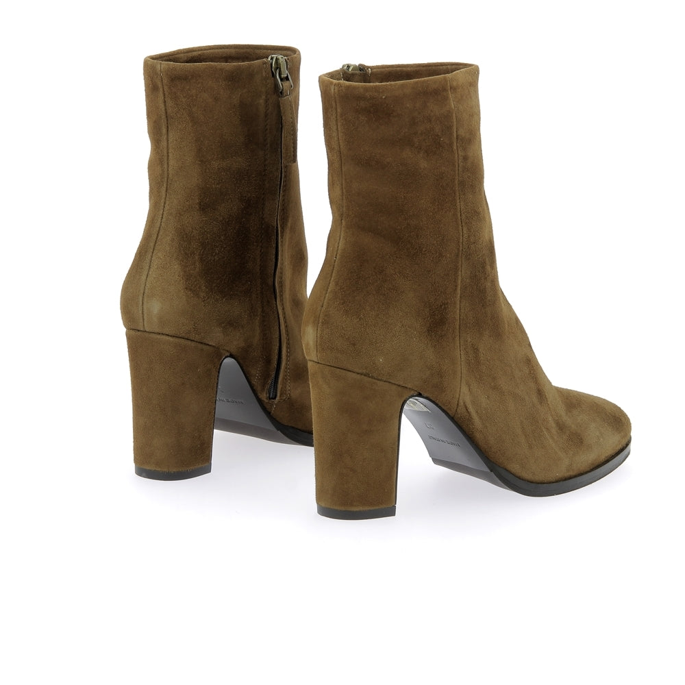 Boots els