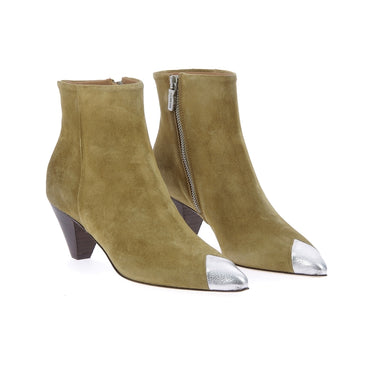 Boots 3973